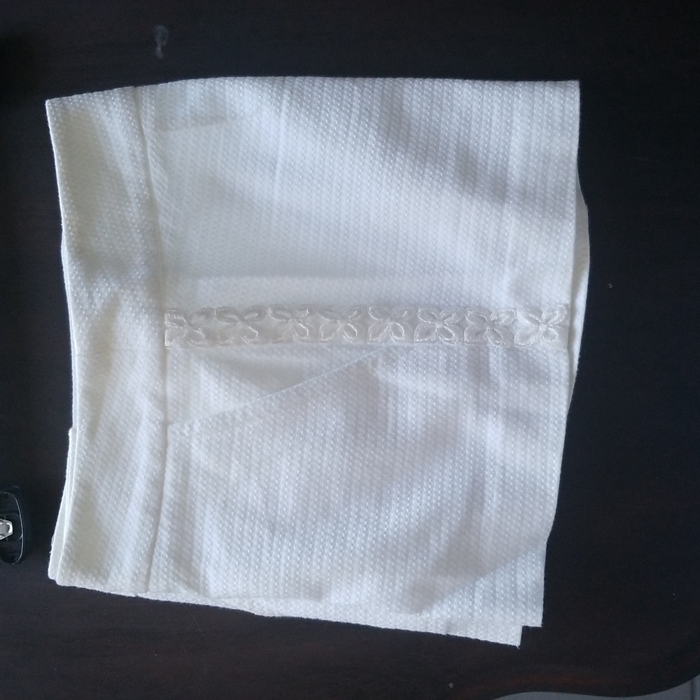Trina Turk Shorts Side Croched - Picture 7 of 8